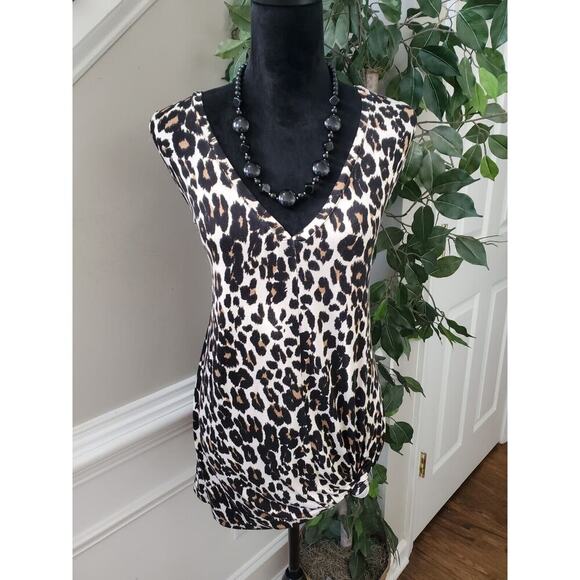 Lane Bryant Womens Beige Leopard print Rayon Casual V Neck Top Blouse Size 26/28 - Picture 1 of 10